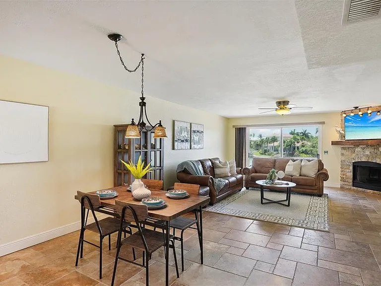 637 Pinellas Bayway S #105 — Photo 12