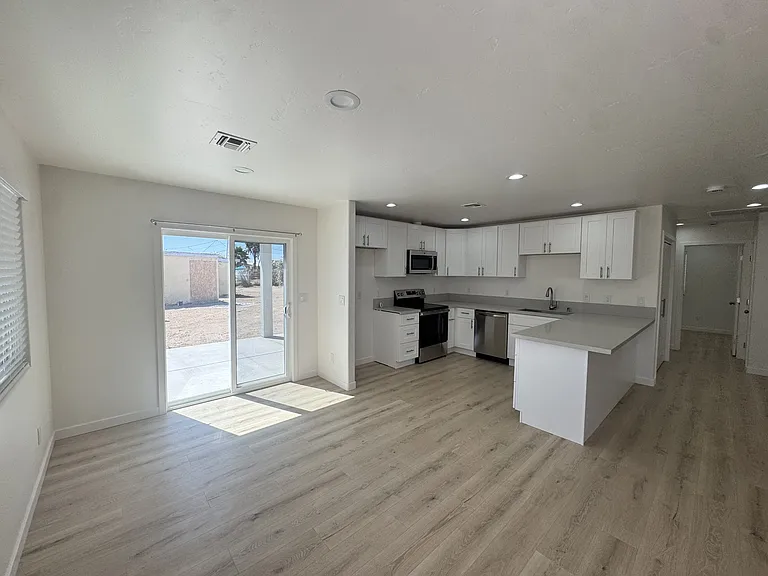 5657 S Rocky Rd — Photo 11