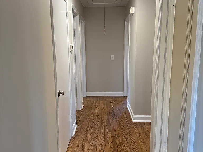 1630 Crestview Ave — Photo 13