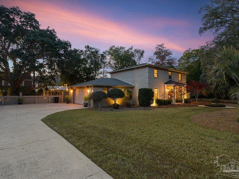 1st image of 3925 Montalvo