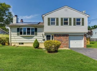 785 Waksman Pl, North Brunswick, NJ 08902