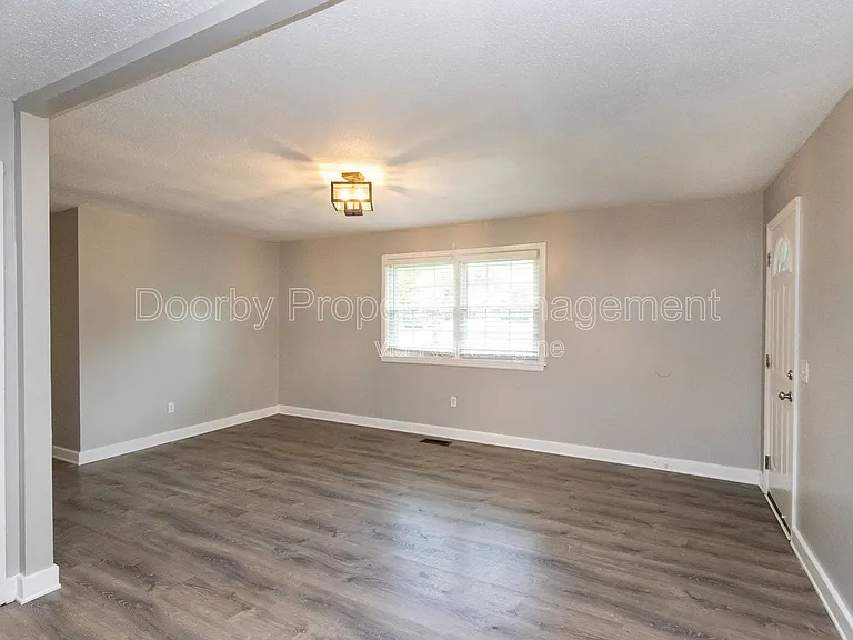 1635 Dogwood Dr — Photo 14