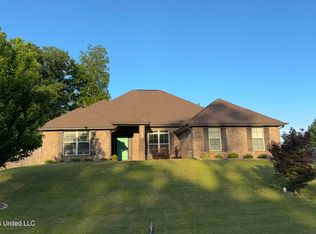 5212 Weathers Dr, Olive Branch, MS 38654