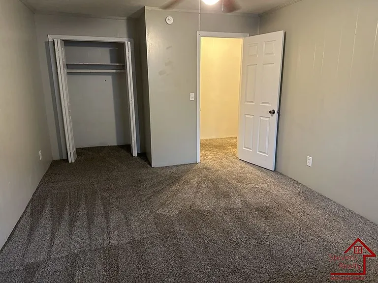 1267 Phillips Dr — Photo 11
