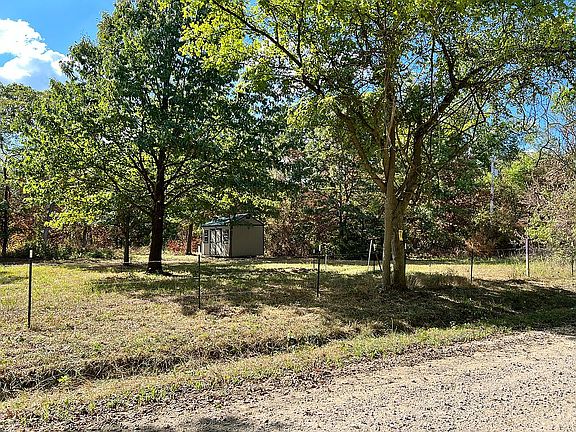 4th image of 3065 County Road 4300