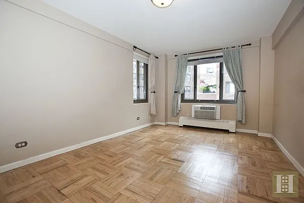 Rented by Halstead Real Estate | media 15