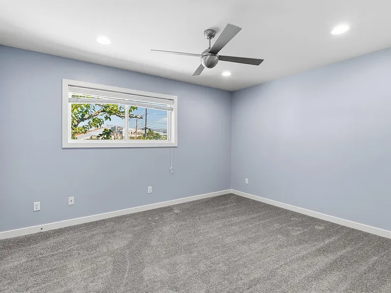 2122 Hancock Dr #121 — Photo 19