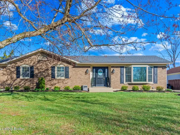 224 Colonial Dr, Mount Washington, KY 40047