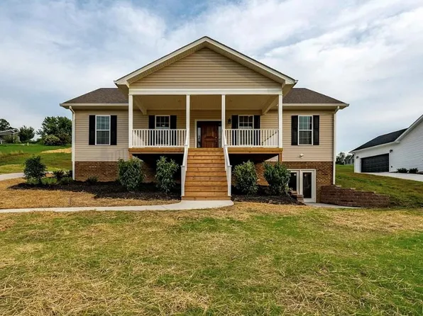 679 Hillman Hwy, Glade Spring, VA 24340