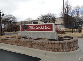 3580 SW Willow Brook Dr, Topeka, KS 66614