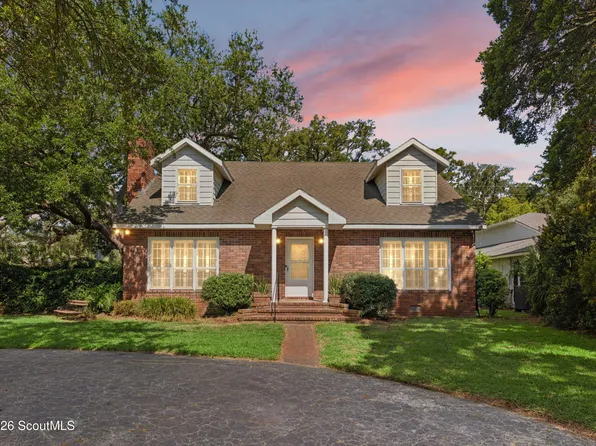 1901 Bruce Dr, Saint Simons Island, GA 31522