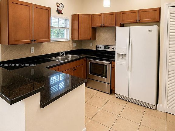 5th image of 12961 SW 268th St