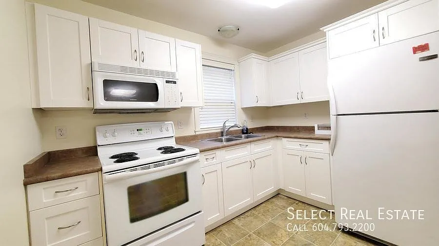 2 bed, 900 sqft, $1,400 — Photo 2