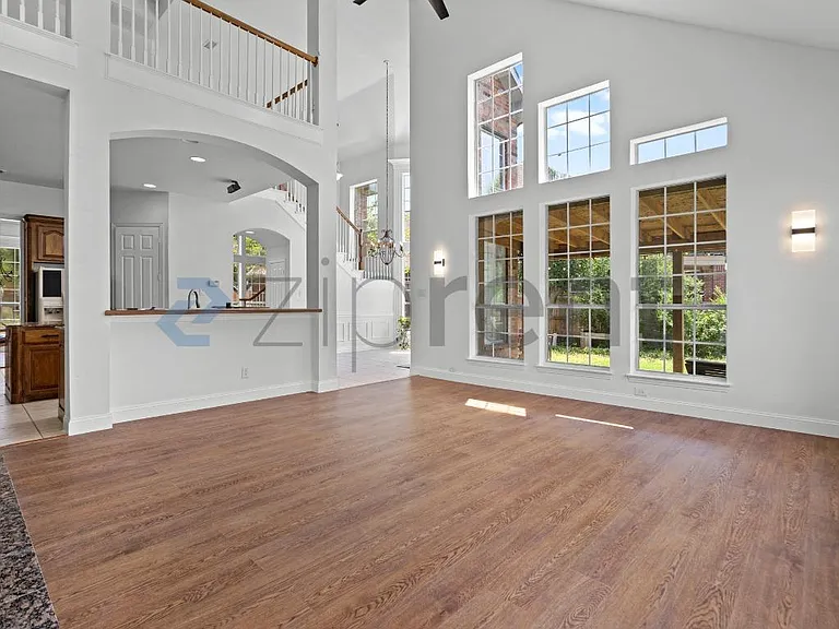 4509 Brittany Dr — Photo 37