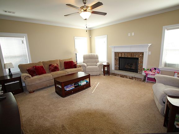 2nd image of 455 Kirkwood Dr