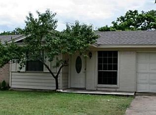 562 Summit Ridge Dr, Duncanville, TX 75116