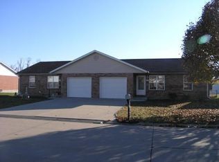 438 Glendell Ln, Waterloo, IL 62298