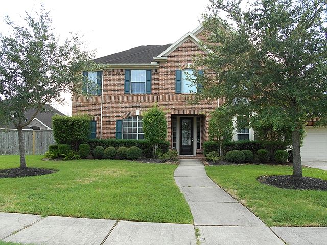 1st image of 329 Grand Creek Dr