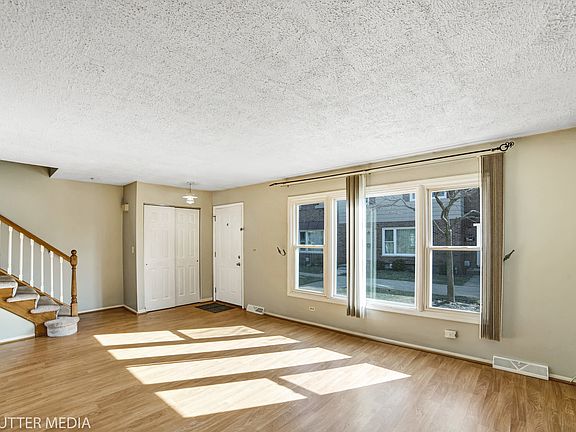 5th image of 262 Lafayette St #262