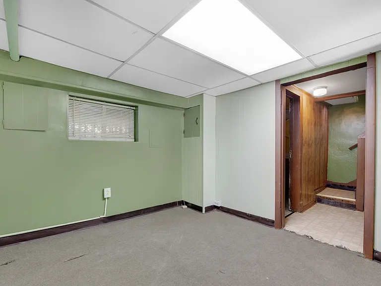 1409 Orren St NE — Photo 25