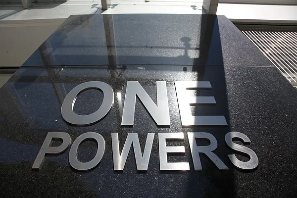 Rented by Compass | media 18