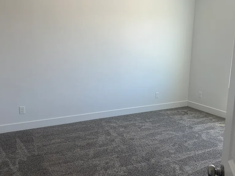 812 Sundance Ave — Photo 5