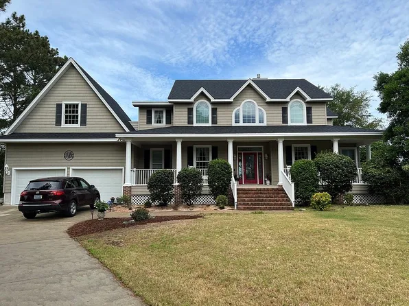 1052 Martins Point Rd, Kitty Hawk, NC 27949