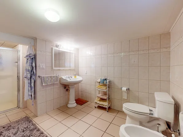 1934 Haring Street image 25 of 28