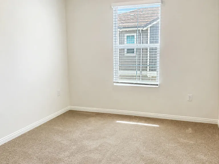 4255 E Carmel Privado — Photo 12