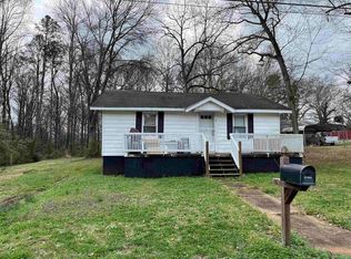 8 Hollywood St, Inman, SC 29349