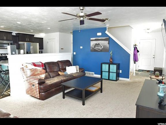 4th image of 67 E Ashgrove Ln