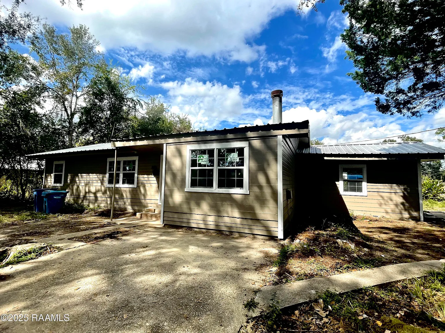 4 bed, 1620 sqft, $900 — Photo 1