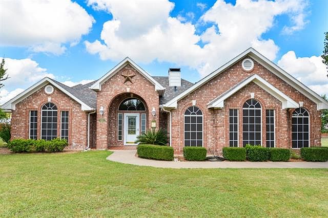 1st image of 16235 Red Oak Cir W