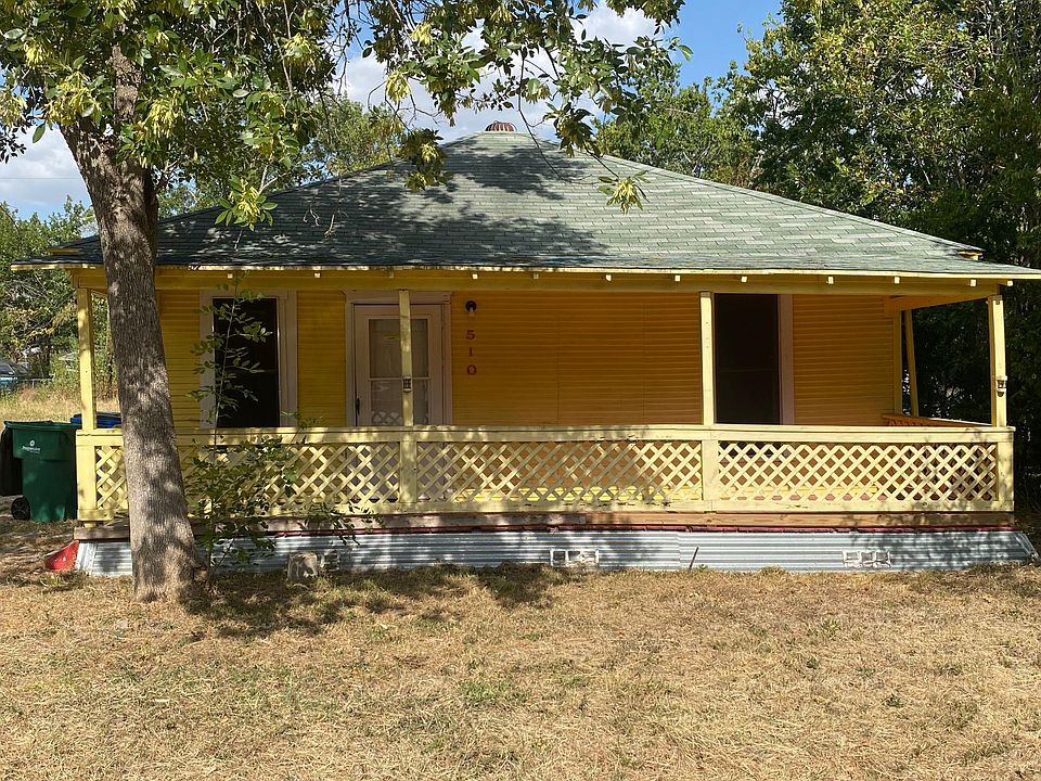 1st image of 510 Edmond St