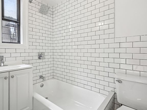 4th image of 52 Clark St APT 5C