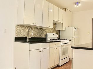 2 W End Ave APT 1B, Brooklyn, NY 11235