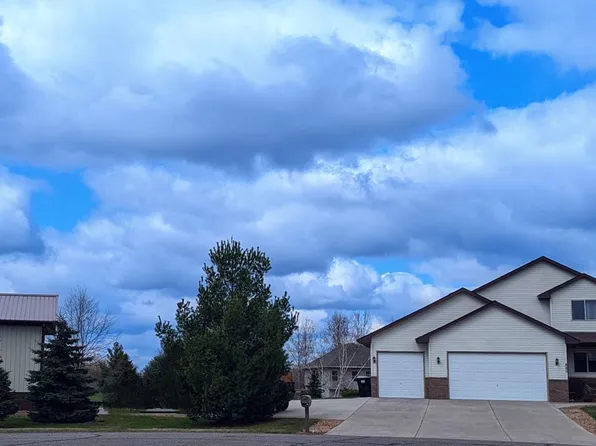 885 198th Ct NE, East Bethel, MN 55011