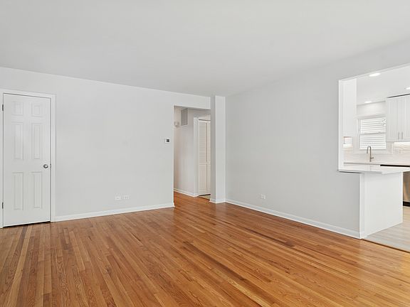 3rd image of 1229 S Haddow Ave