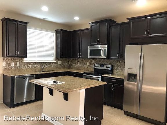 5th image of 145 Richmond Dr
