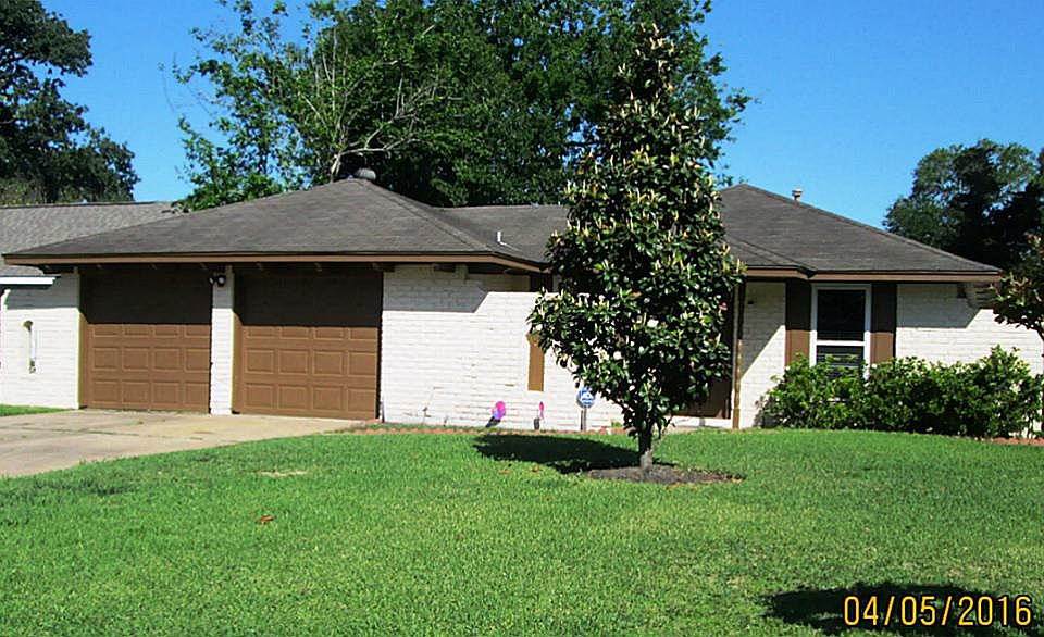 1st image of 6322 Oaknut Dr