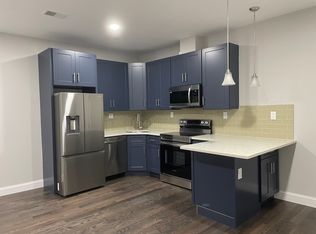 327 N 11th St #4F, Philadelphia, PA 19107