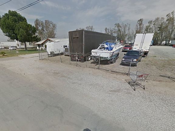2nd image of 16226 Washington Dr