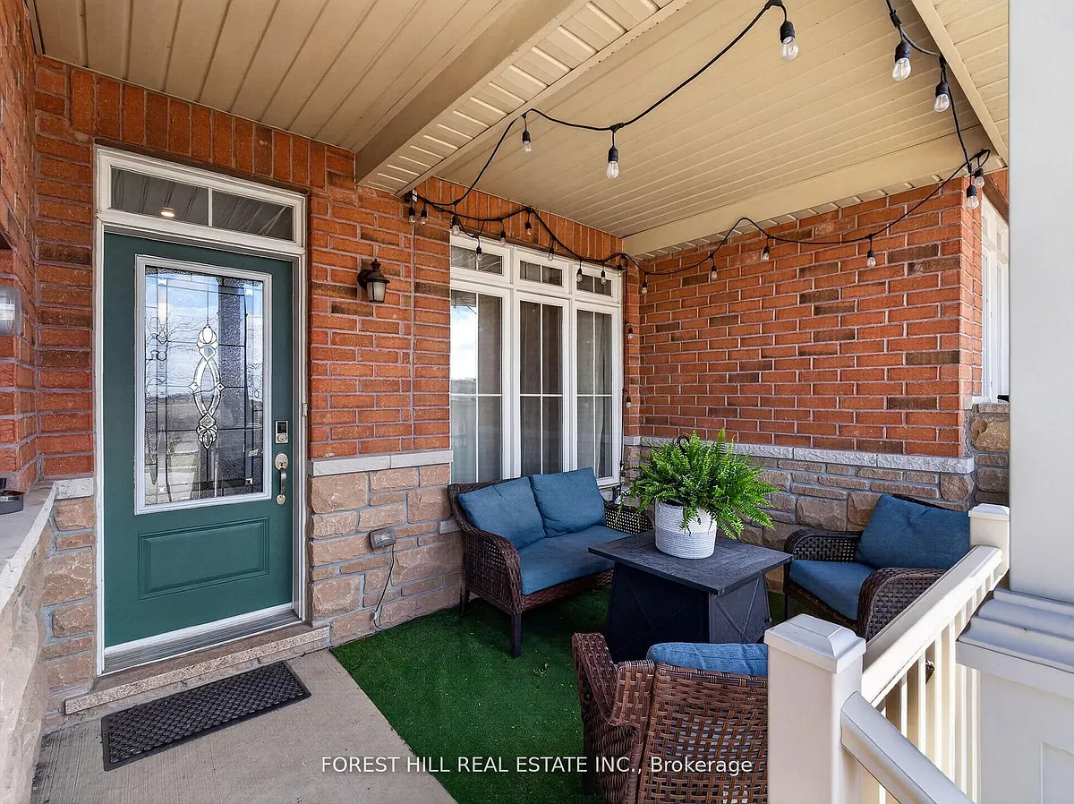Building Photo - 41 Pavlova Cres
