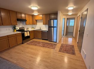 1201 N 143rd St APT 7, Seattle, WA 98133