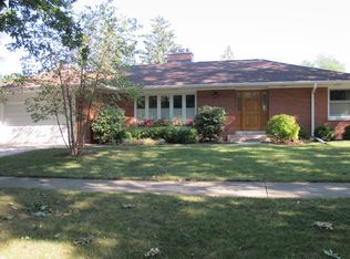 702 E Evergreen Ave, Mount Prospect, IL 60056