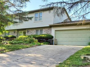 222 Patti Dr, Westerville, OH 43081