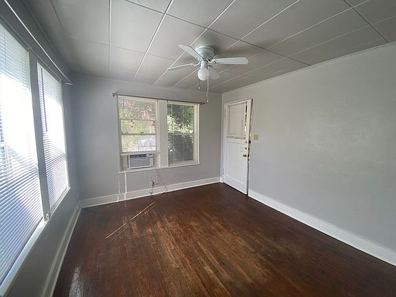 5th image of 5009 Avenue G #B