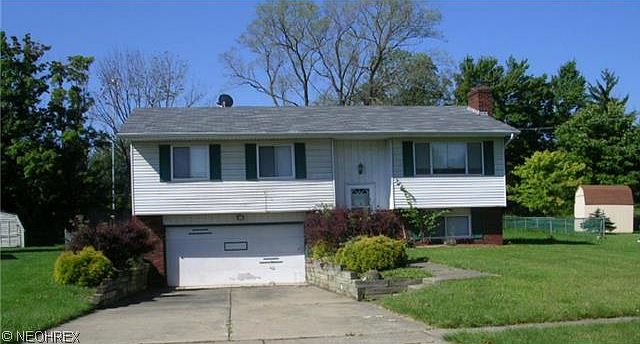 1st image of 9016 White Oak Dr