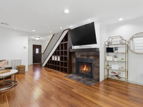 800 Country Place Dr Unit 802, Houston, TX 77079