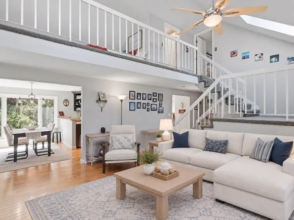 229 Comfort St Unit 229, Bridgewater, MA 02324